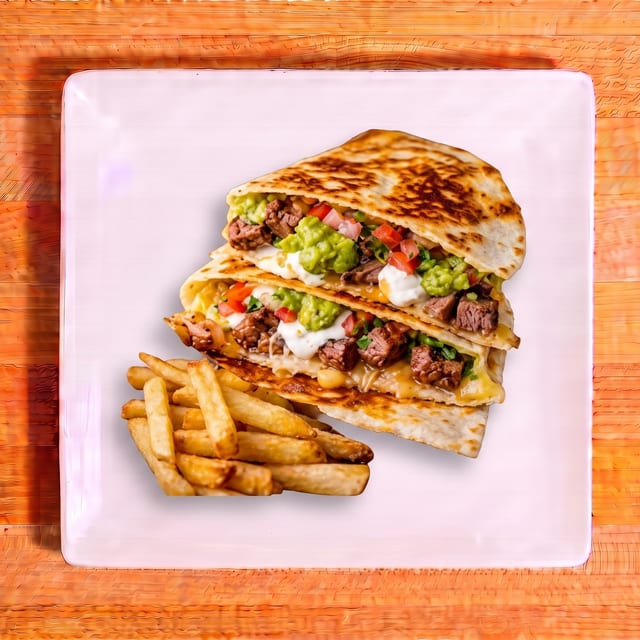 Combo Quesadilla Suprema + Papas + Bebida.